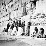Jews_at_Western_Wall_by_Felix_Bonfils,_1870s